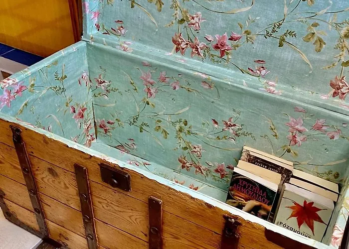 Krystallia Backyard House Apartmán *