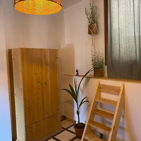 Krystallia Backyard House *