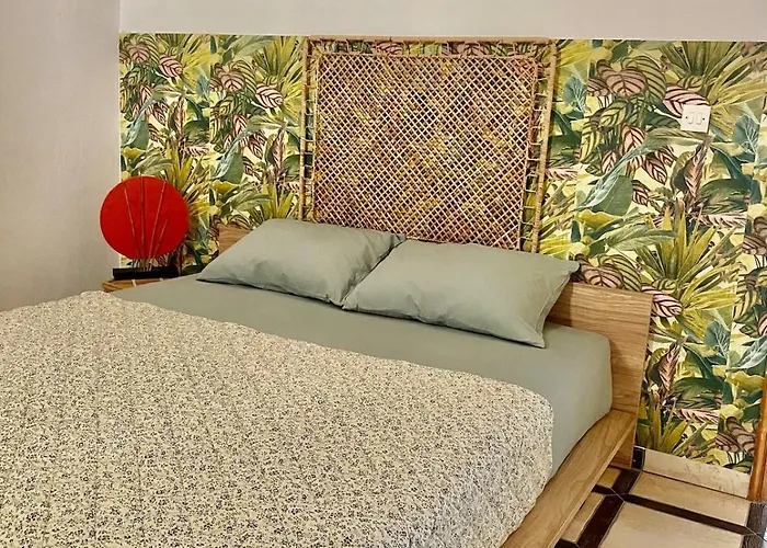 Apartman Krystallia Backyard House