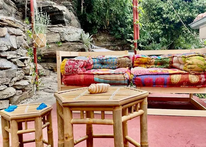 Krystallia Backyard House